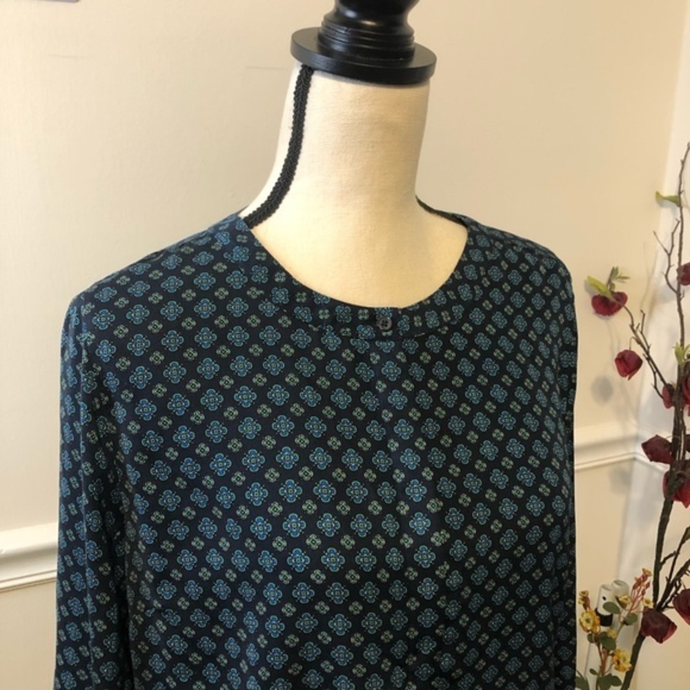 J. Crew Abstract Print 1/2 Button Down Blouse M - image 7